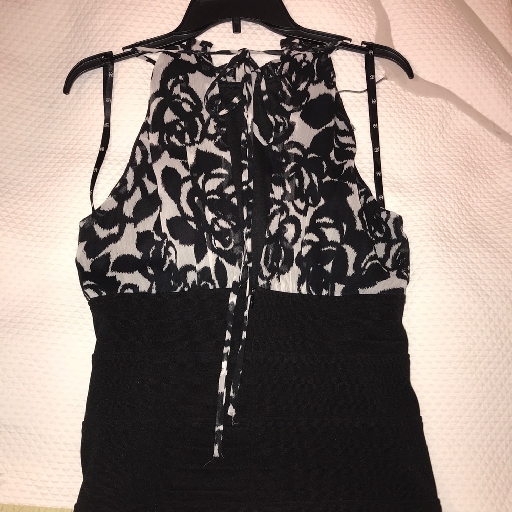 Dress - Picture 3 of 3